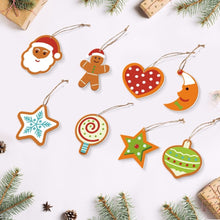 Carica l'immagine nel visualizzatore di Gallery, Decorazioni Natalizie da Dipingere con i Numeri - Kit Luna Stella Cuore Figured'Art