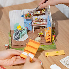 Carica l&#39;immagine nel visualizzatore di Gallery, Casa in miniatura 3D - Dépendance da sogno