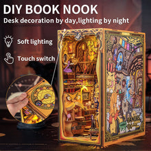 Carica l&#39;immagine nel visualizzatore di Gallery, Book Nook - Animali Fantastici