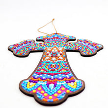 Carica l&#39;immagine nel visualizzatore di Gallery, Ciondolo Decorativo Diamond Painting Croce Mandala