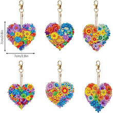 Carica l'immagine nel visualizzatore di Gallery, Portachiavi Diamond Painting 5D Cuore e Fiori 6 Pezzi