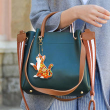 Carica l'immagine nel visualizzatore di Gallery, Portachiavi Diamond Painting 5D Gatti Set di 5 Pezzi