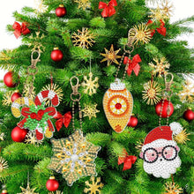 Carica l'immagine nel visualizzatore di Gallery, Portachiavi Diamond Painting 5D Set 2 Natale 8 Pezzi