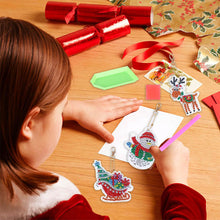 Carica l'immagine nel visualizzatore di Gallery, Portachiavi Diamond Painting 5D Natale 5 Pezzi