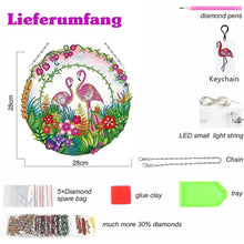 Carica l&#39;immagine nel visualizzatore di Gallery, Decorazione Porta Diamond Painting 5D Fenicotteri con LED e Pendente