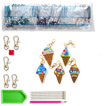 Carica l'immagine nel visualizzatore di Gallery, Portachiavi Diamond Painting 5D Gelato