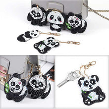 Carica l'immagine nel visualizzatore di Gallery, Portachiavi Diamond Painting 5D Panda