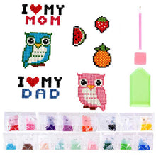 Carica l'immagine nel visualizzatore di Gallery, Set di Adesivi Diamond Painting "Amo Mamma e Papà" per Bambini