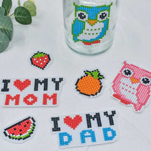 Carica l'immagine nel visualizzatore di Gallery, Set di Adesivi Diamond Painting "Amo Mamma e Papà" per Bambini