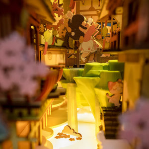 Book Nook - Caduta dei Sakura