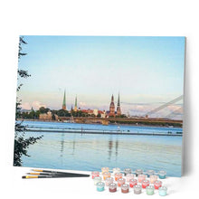 Carica l'immagine nel visualizzatore di Gallery, Dipingere con i numeri - Città E Fiume Figured'Art