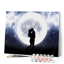 Carica l'immagine nel visualizzatore di Gallery, Dipingere con i numeri - Bacio Romantico E Luna Piena Figured'Art