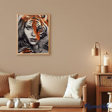 Carica l'immagine nel visualizzatore di Gallery, Dipingere con i numeri - La donna tigre