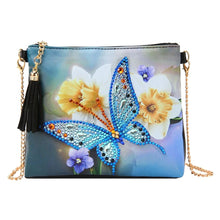 Carica l'immagine nel visualizzatore di Gallery, Borsa Diamond Painting - Farfalla e narcisi Figured'Art