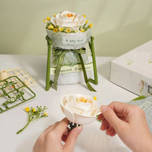 Carica l&#39;immagine nel visualizzatore di Gallery, Puzzle 3D - Camelia bianca