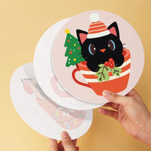 Carica l'immagine nel visualizzatore di Gallery, Mini Set Dipingere con i Numeri - Dischi di Ø20cm (6 pezzi) - Gatti in Tazze di Natale