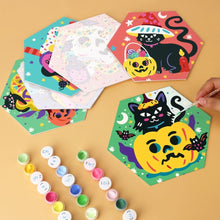 Carica l'immagine nel visualizzatore di Gallery, Mini Set Dipingere con i Numeri - Esagoni (6 pezzi) - Gatto Stregato