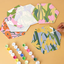 Carica l'immagine nel visualizzatore di Gallery, Mini Set Dipingere con i Numeri - Esagoni (6 pezzi) - Petali Dipinti