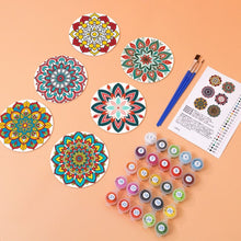 Carica l&#39;immagine nel visualizzatore di Gallery, Set di 6 Sottobicchieri da Dipingere con i numeri (15cm diametro) - Mandala Colorato