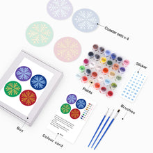 Carica l&#39;immagine nel visualizzatore di Gallery, Set di 4 Sottobicchieri da Dipingere con i numeri (15cm diametro) - Fiocco di Neve
