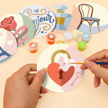 Carica l'immagine nel visualizzatore di Gallery, Set di 6 Sottobicchieri da Dipingere con i numeri (10cm diametro) - Bonjour Paris
