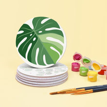 Carica l'immagine nel visualizzatore di Gallery, Set di 6 Sottobicchieri da Dipingere con i numeri (10cm diametro) - Oasi verde