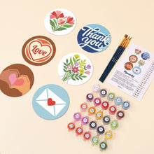 Carica l'immagine nel visualizzatore di Gallery, Set di 6 Sottobicchieri da Dipingere con i numeri (10cm diametro) - Messaggi d’amore