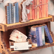 Carica l'immagine nel visualizzatore di Gallery, Book Nook - Libreria letteraria