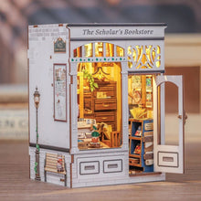 Carica l'immagine nel visualizzatore di Gallery, Book Nook - La Libreria dello studioso