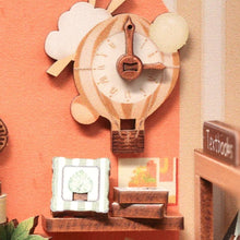 Carica l'immagine nel visualizzatore di Gallery, Book Nook - La Libreria dello studioso