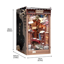 Carica l'immagine nel visualizzatore di Gallery, Book Nook - Sussurro di neve a Kyoto