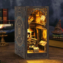 Carica l'immagine nel visualizzatore di Gallery, Book Nook - Museo di Astronomia Figured'Art