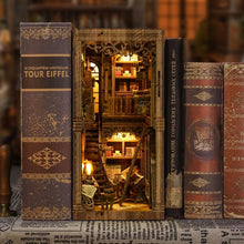 Carica l'immagine nel visualizzatore di Gallery, Book Nook - Sala Biblioteca Antica
