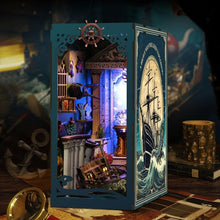 Carica l'immagine nel visualizzatore di Gallery, Book Nook - Enigma sul Fondale Marino
