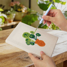 Carica l'immagine nel visualizzatore di Gallery, Punch Needle Kit (4 pezzi) con cornici - Atmosfera Botanica