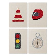 Carica l'immagine nel visualizzatore di Gallery, Punch Needle Kit (4 pezzi) con cornici - Icone Urbane 1 Figured'Art