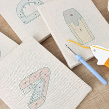 Carica l'immagine nel visualizzatore di Gallery, Punch Needle Kit (4 pezzi) con cornici - Cartoleria Kawaii 1
