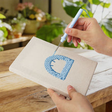 Carica l'immagine nel visualizzatore di Gallery, Punch Needle Kit (4 pezzi) con cornici - Cartoleria Kawaii 1