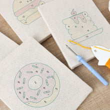 Carica l'immagine nel visualizzatore di Gallery, Punch Needle Kit (4 pezzi) con cornici - Bocconi Golosi