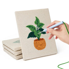 Carica l'immagine nel visualizzatore di Gallery, Punch Needle Kit (4 pezzi) con cornici - Giungla Urbana 1
