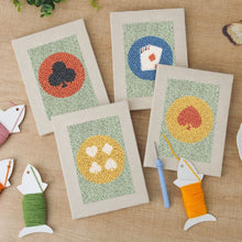 Carica l'immagine nel visualizzatore di Gallery, Punch Needle Kit (4 pezzi) con cornici - Carte da Gioco