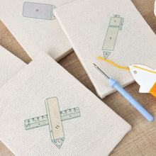 Carica l'immagine nel visualizzatore di Gallery, Punch Needle Kit (4 pezzi) con cornici - Essenziali da Disegno