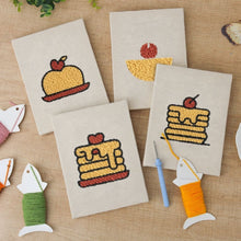 Carica l'immagine nel visualizzatore di Gallery, Punch Needle Kit (4 pezzi) con cornici - Dolci a colazione