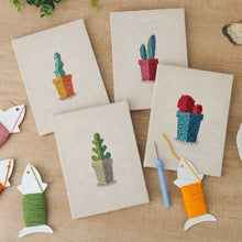 Carica l'immagine nel visualizzatore di Gallery, Punch Needle Kit (4 pezzi) con cornici - Piccoli Vasi di Succulente 1