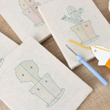 Carica l'immagine nel visualizzatore di Gallery, Punch Needle Kit (4 pezzi) con cornici - Mini Giardino Indoor 1