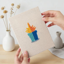 Carica l'immagine nel visualizzatore di Gallery, Punch Needle Kit (4 pezzi) con cornici - Mini Giardino Indoor 2