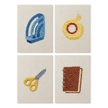Carica l'immagine nel visualizzatore di Gallery, Punch Needle Kit (4 pezzi) con cornici - Essenziali da Scrivania 2 Figured'Art