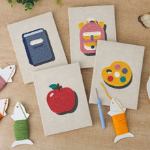 Carica l'immagine nel visualizzatore di Gallery, Punch Needle Kit (4 pezzi) con cornici - Ritorno a scuola