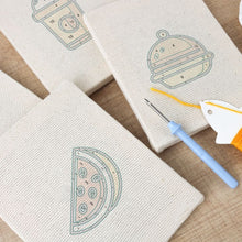 Carica l'immagine nel visualizzatore di Gallery, Punch Needle Kit (4 pezzi) con cornici - Colazione Time