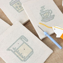 Carica l'immagine nel visualizzatore di Gallery, Punch Needle Kit (4 pezzi) con cornici - Pausa caffè